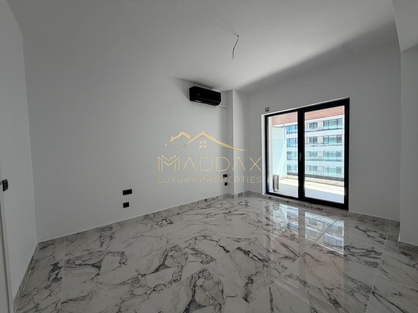 Apartament de vanzare 2 camere + 2 bai I Mamaia Nord I Malul Marii Negre - Poză 5