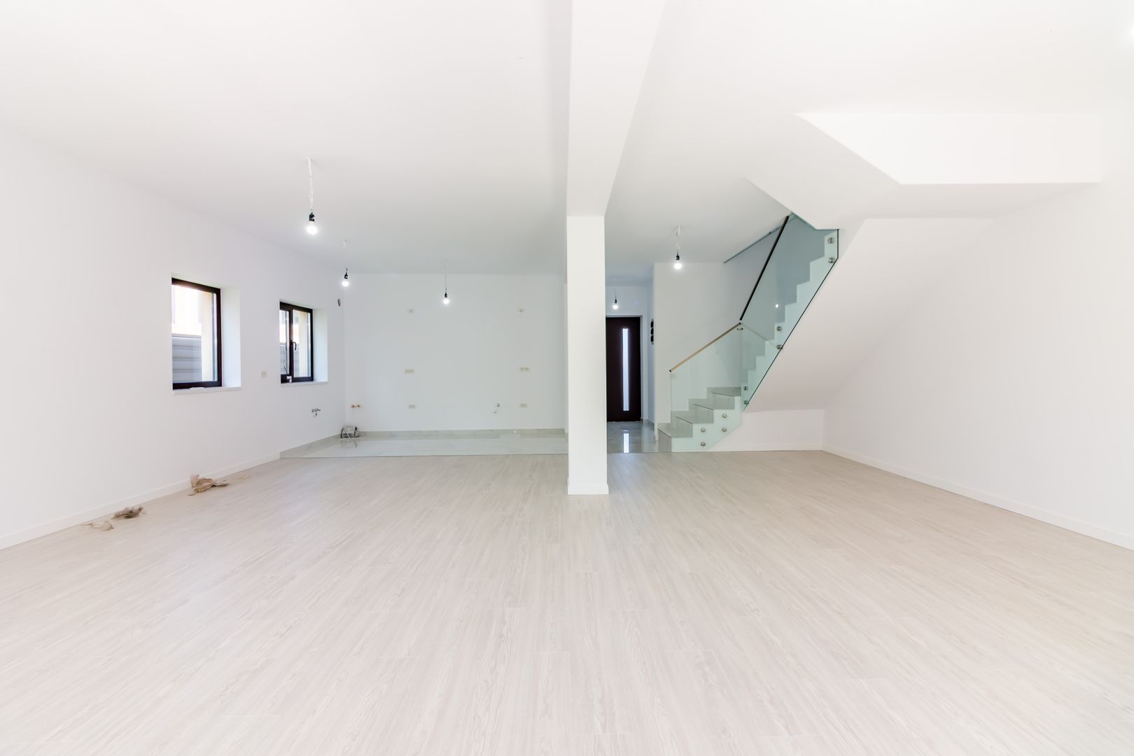 Casa/Vila 4 camere de vânzare în Corbeanca – casă nouă, zonă rezidenți - Poză 2