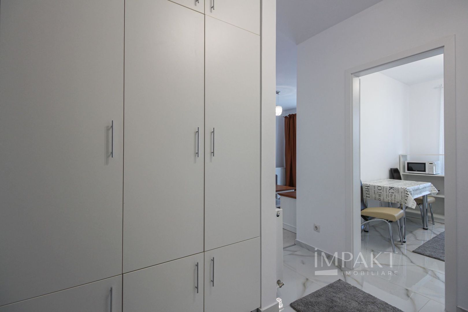 Apartament cu 2 camere decomandat zona Iulius Mall - Poză 13