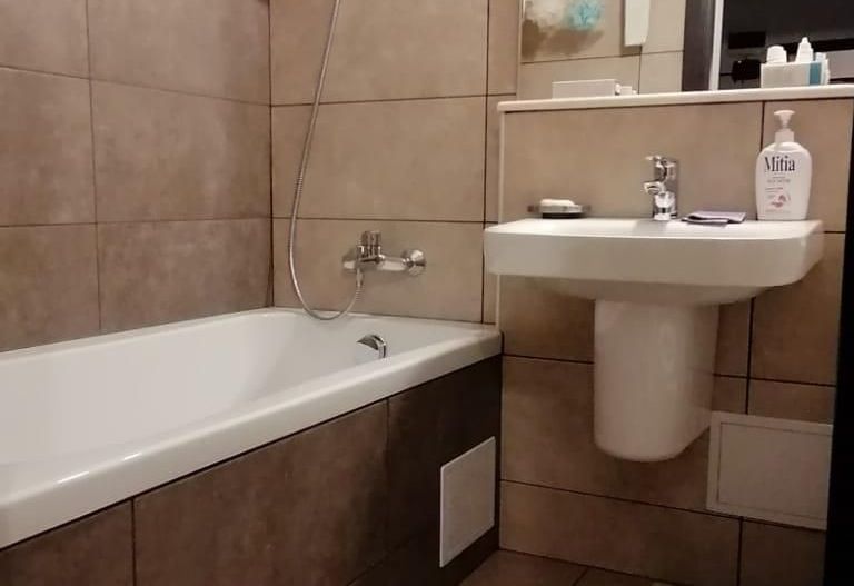 Apartament 4 camere decomandat Pacii-Gorjului-Apusului-Uverturii, COMPLEX COMERCIAL APUSULUI - Poză 9