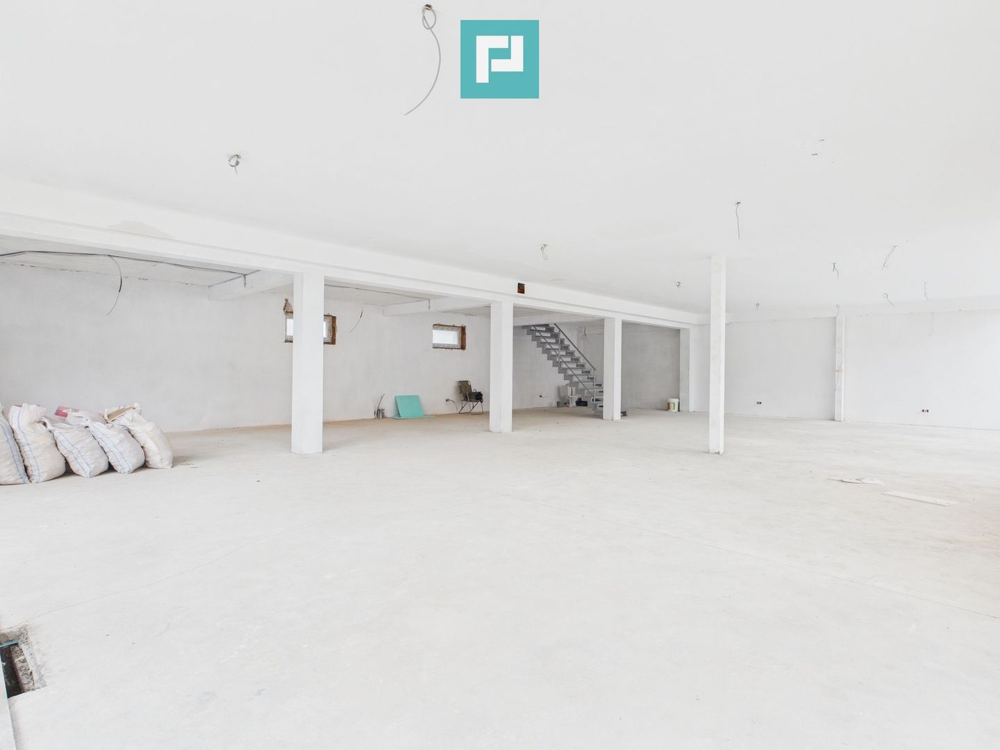 Spațiu comercial 200mp + 90mp mansarda - Cantemir - Poză 6