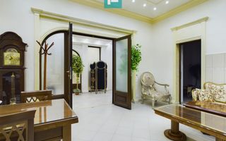 Vilă luxoasă în Serbia - Poză 18