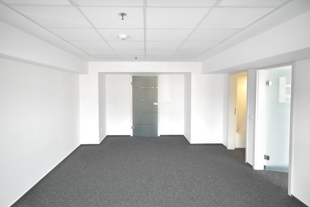 Nerva Traian – Unirii | Spațiu de birouri  183 mp  15 €/mp + TVA - Poză 8