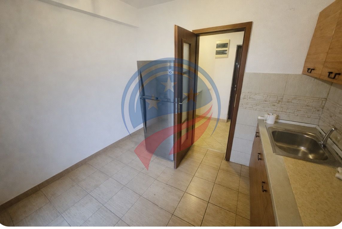 Apartament spațios cu 3 camere, etaj 1, zonă centrală – ideal pentru familie - Poză 9