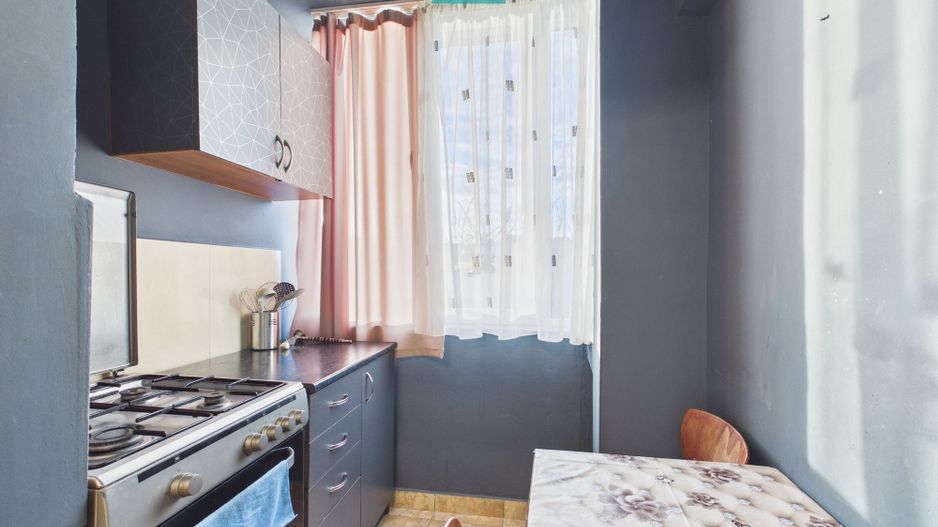 Garsoniera spațioasă, mobilată, Nufărul – Oradea - Poză 4