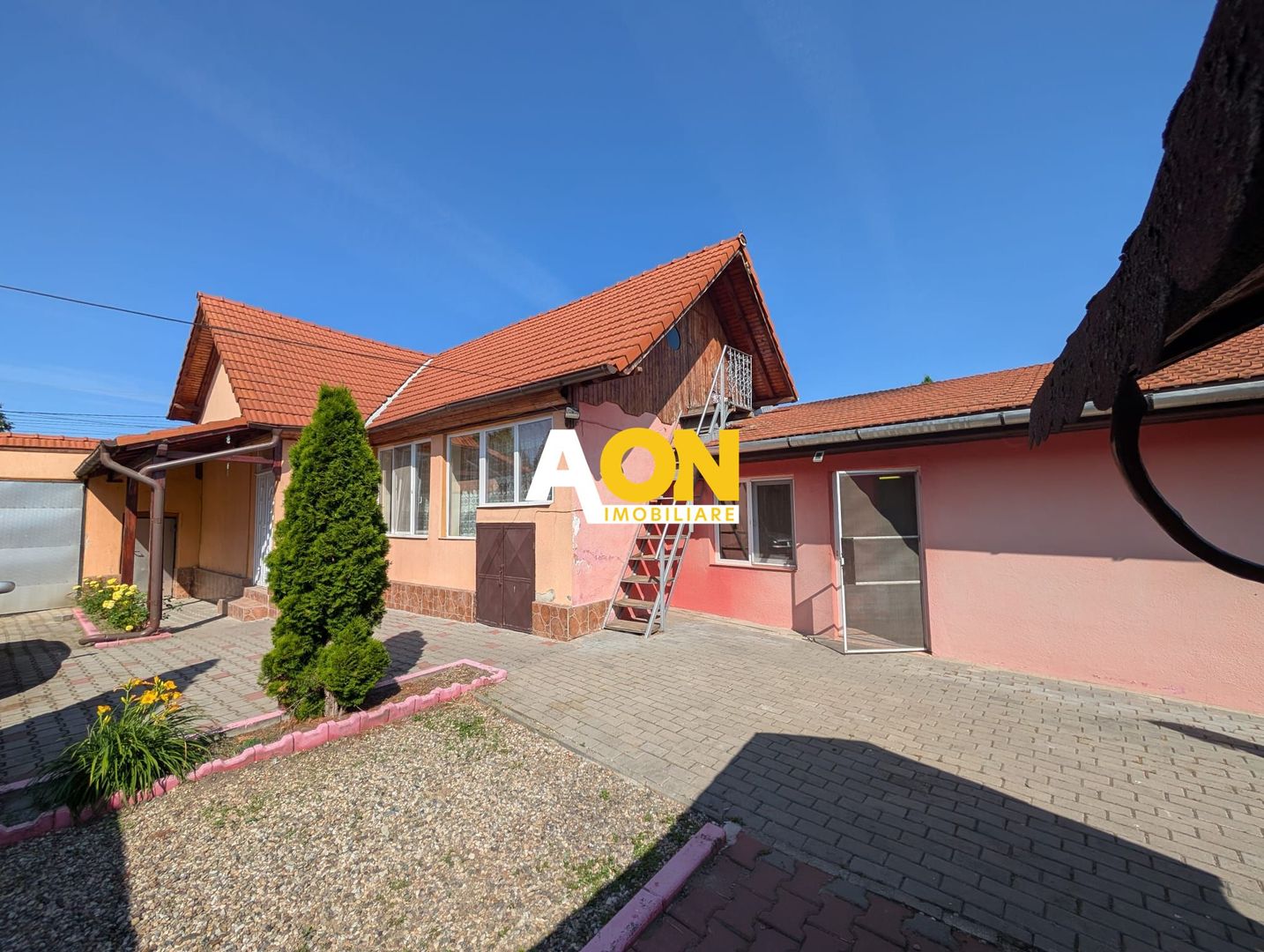 De vanzare casa 4 camere, 939mp teren, Oarda de Jos - Poză 1