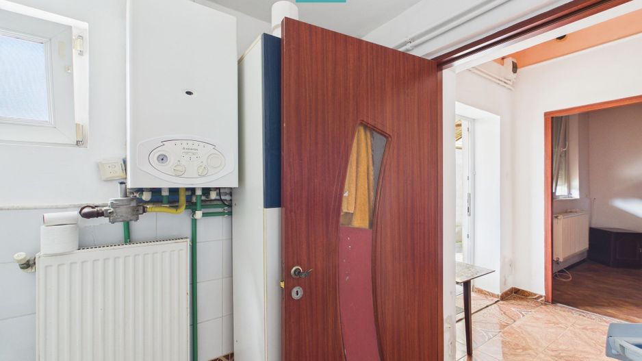 2 case separate + curte 1400 mp – Zona Dâmbovița - Poză 21