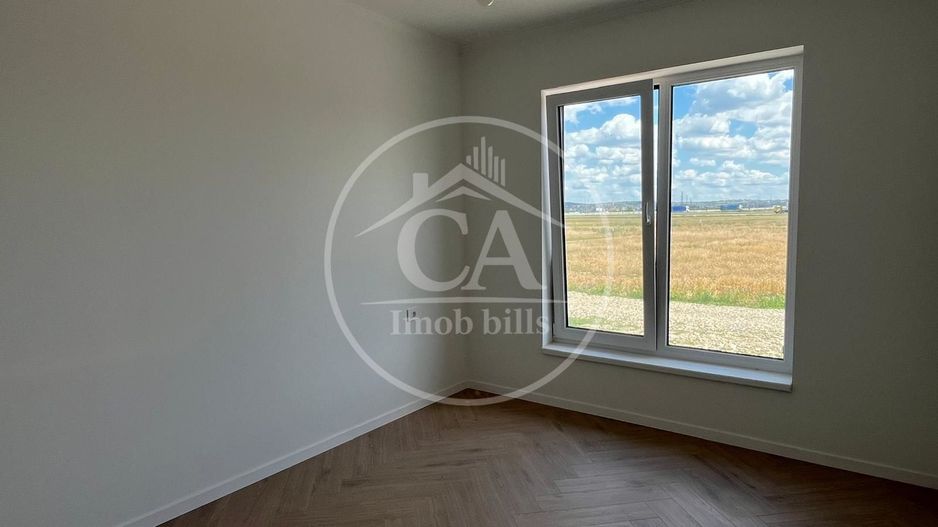 Casă de vânzare cu 4 camere în Santandrei , Bihor - Poză 5