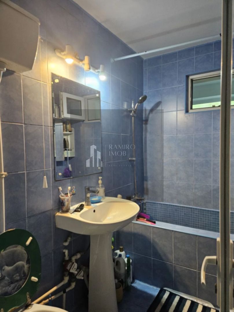 Apartament  3 camere etaj 1 decomandat Brancoveanu/2 loc parcare - Poză 11