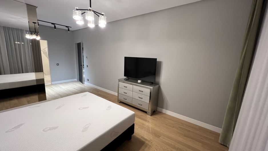 5 camere Lux Rahmaninov Residence vedere Parc Verdi - Poză 13