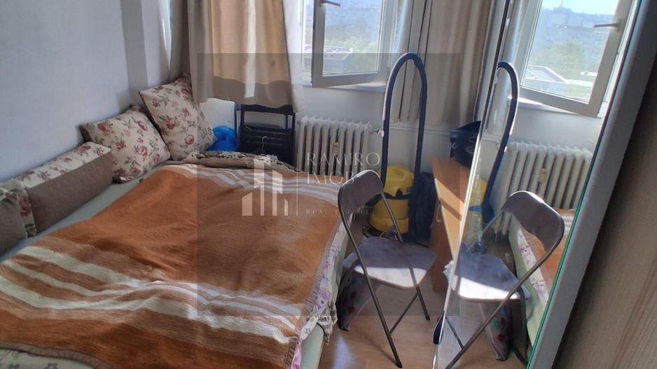 OCAZIE 3 CAMERE METROU GORJULUI - Poză 3