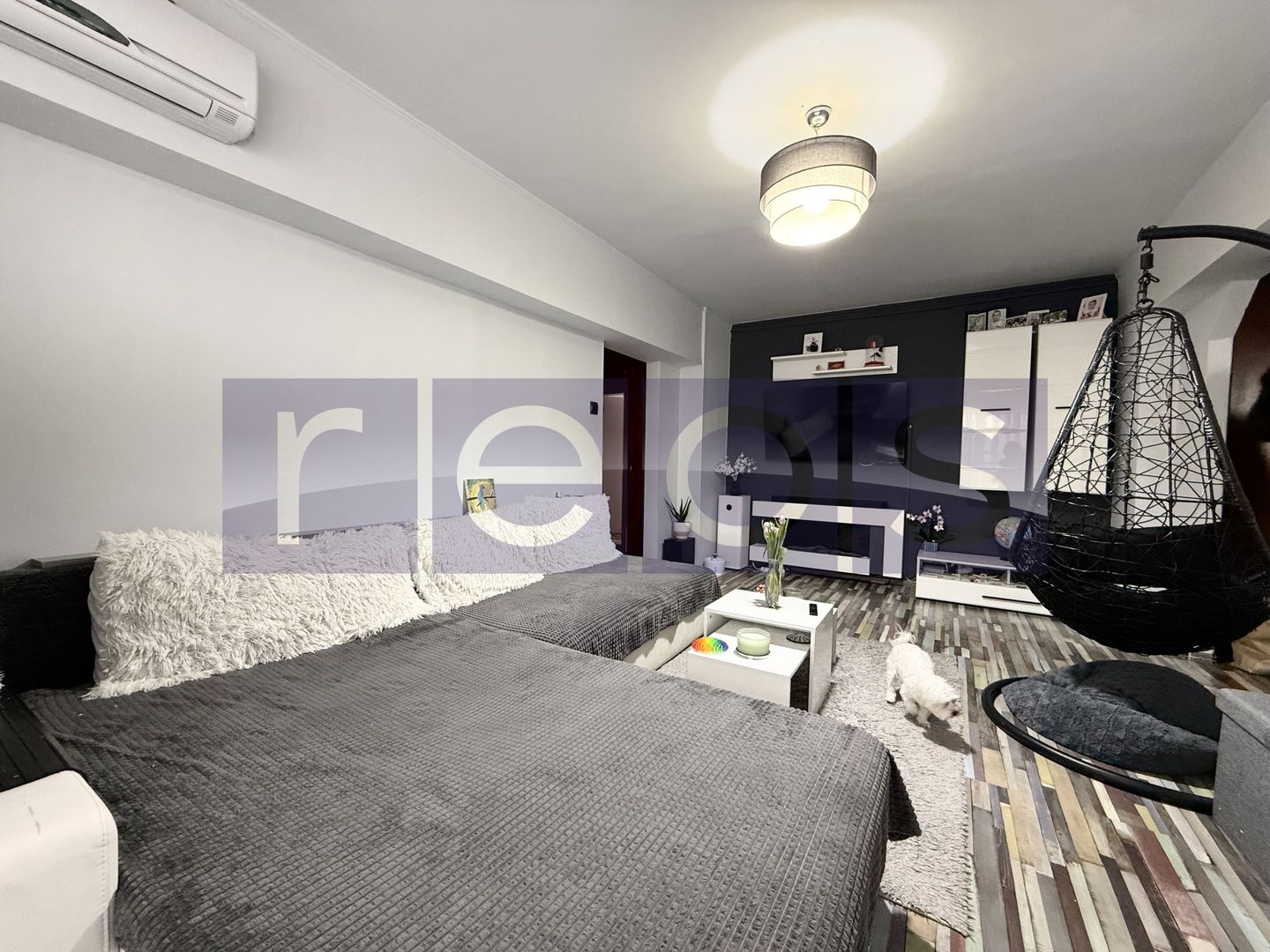 VÂNZARE 3 CAMERE | ZONA TITAN | LOC DE PARCARE - Poză 2