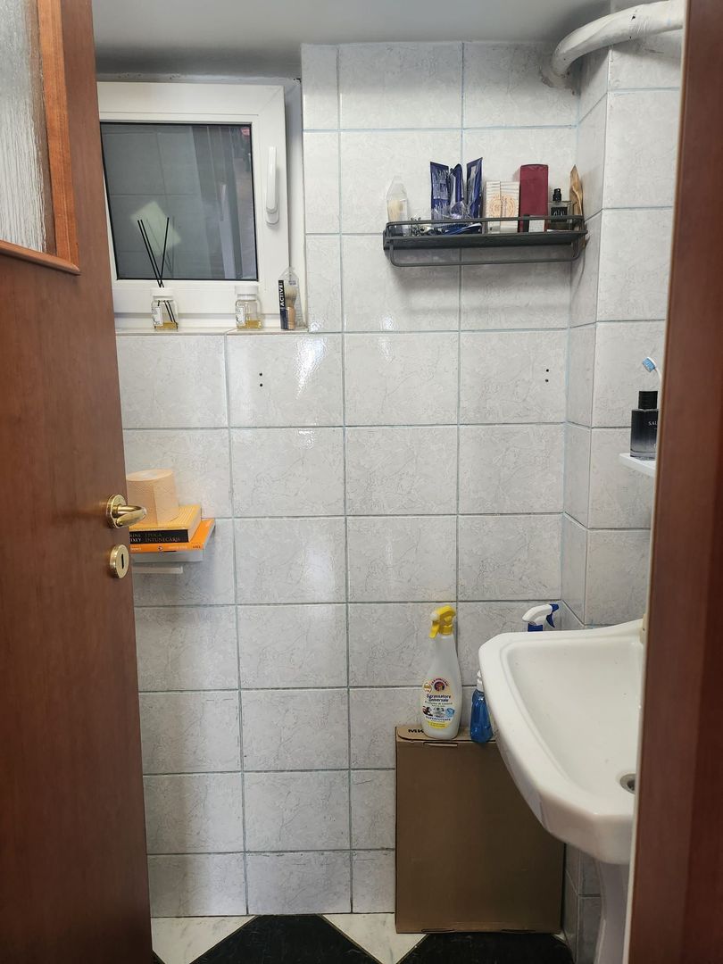 Apartament de 3 camere, 90mp, vedere urbană - Poză 13