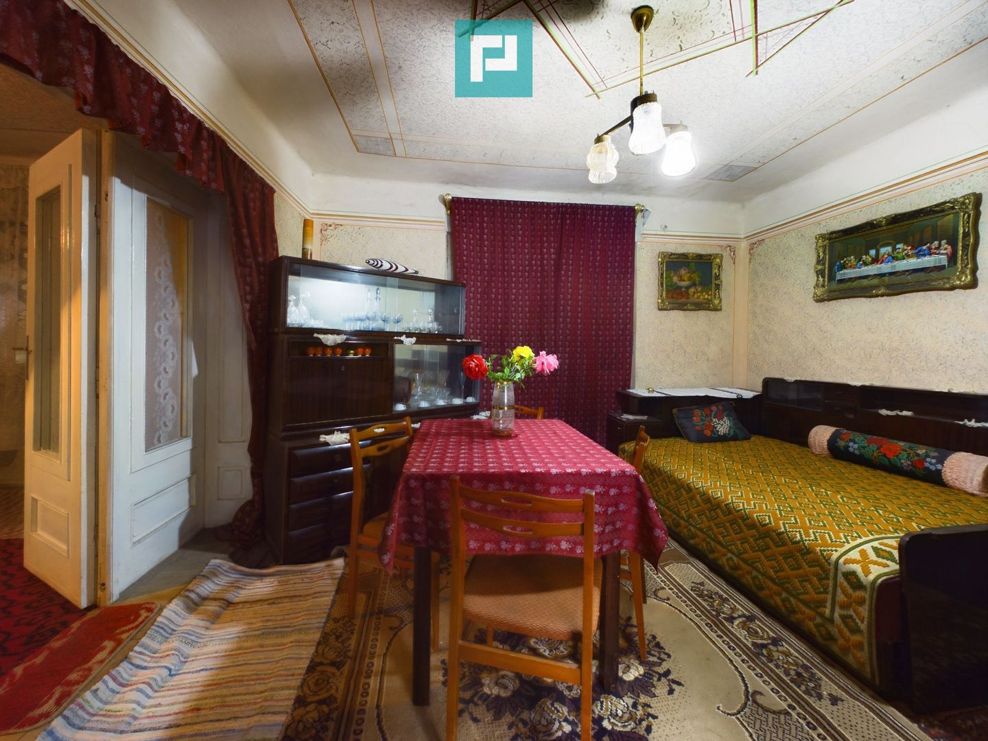 Casă impresionantă, cu anexe în Dezna-Moneasa! - Poză 7