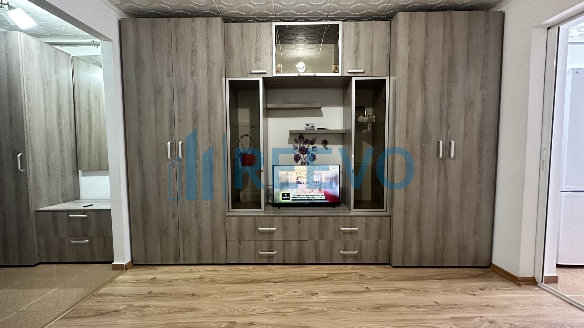 Garsonieră de vânzare în Buhuși - Poză 8