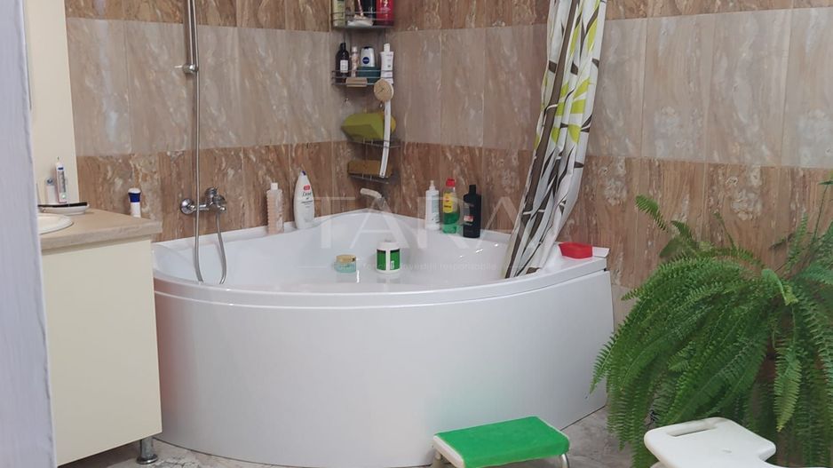 Casă deosebită în Cartierul Europa. - Poză 10