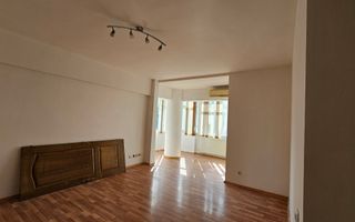 Apartament de vanzare, 3 camere decomandat.Republicii - Poză 2