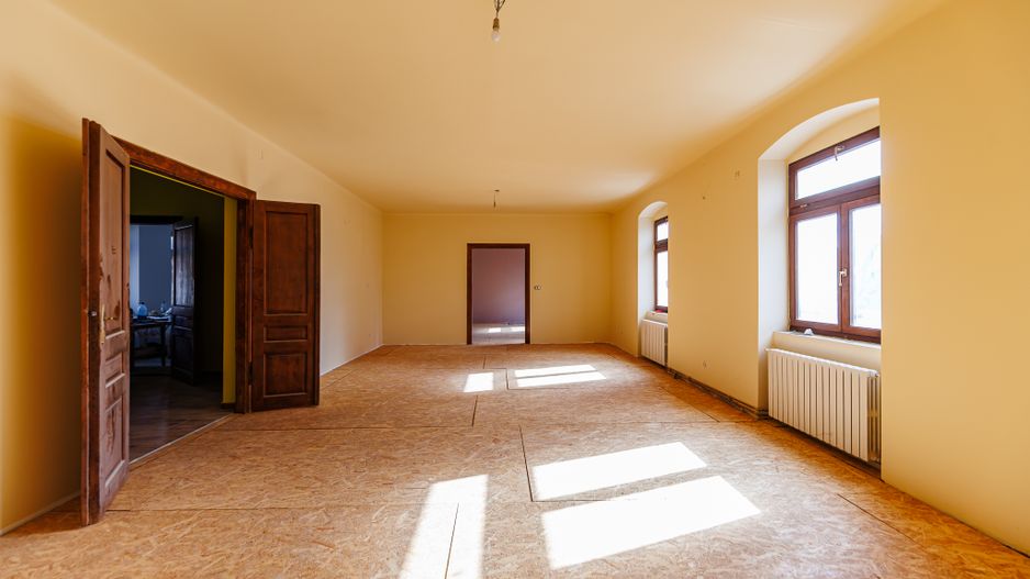 Cladire Istorica - Zona Baile Neptun - Comision 0% - Poză 7