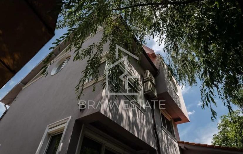 Casă de vânzare, 250 mp, 7 camere, zona Iris - Poză 17