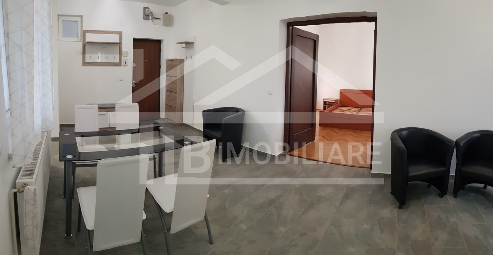 Apartament cu 4 camere, 75mp, Zona Semicentrala - Poză 4
