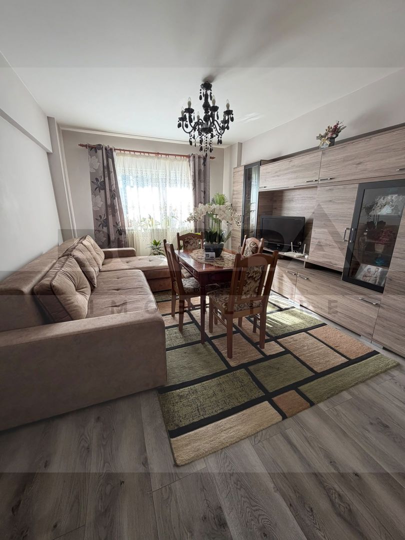 Apartament 4 camere, decomandat, 82 mp, etaj intermediar, Piata Flora - Poză 1