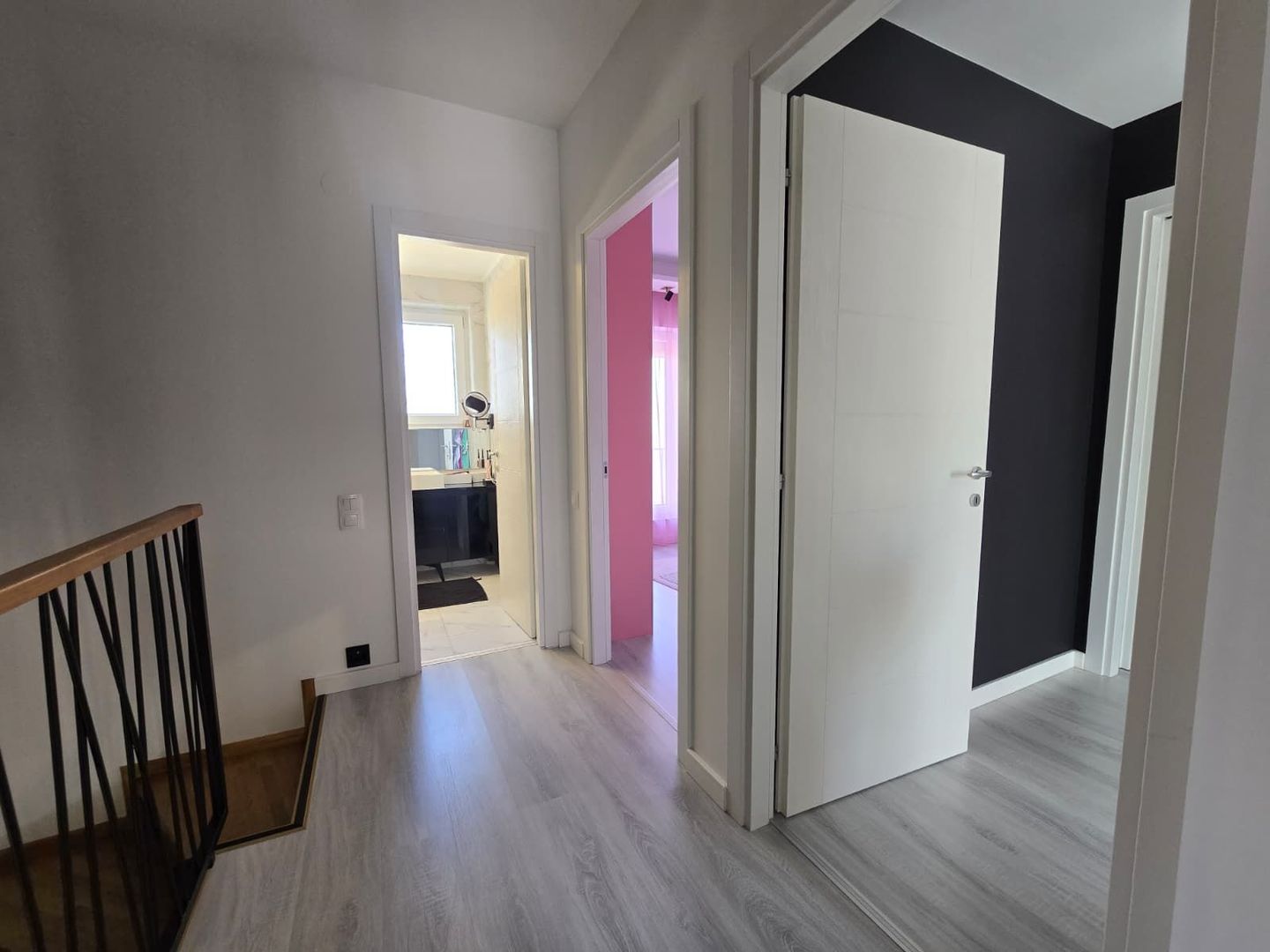 Cosmopolis - Vila M cu 3 Dormitoare Mobilata si Utilata - Poză 26