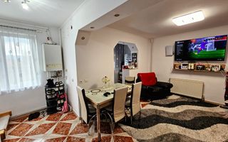 Apartament 3 camere, cu scara interioara, et.2, zona Kaufland Cetate - Poză 2