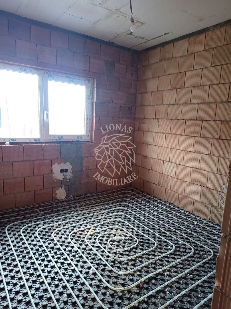 Casa finisata la cheie-5 camere-teren 500 mp- Dealul Jelnei - Poză 4