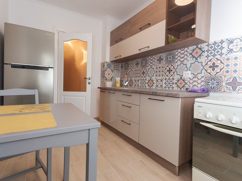 AP. 2 CAMERE- RAHOVA, BUCATARIE INCHISA, MOBILAT/ UTILAT MODERN - Poză 7