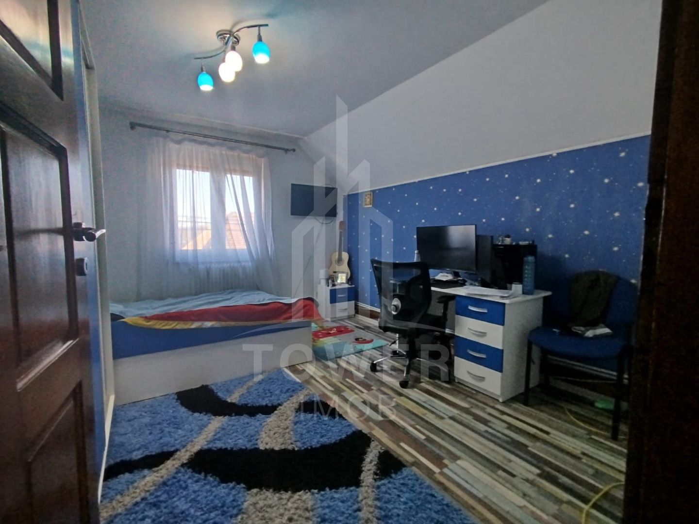 Titlu: Casă individuală spațioasă cu panouri solare – Zona Piața Cluj, Sibiu - Poză 4