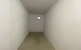 Apartament cu 3 camere, balcon si scara interioara - Poză 17