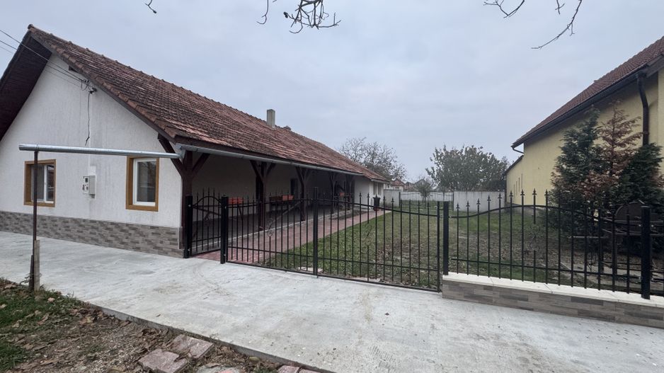 Casa Renovata Parter Becicherecu Mic,Vatra Veche,Teren Generos - Poză 2