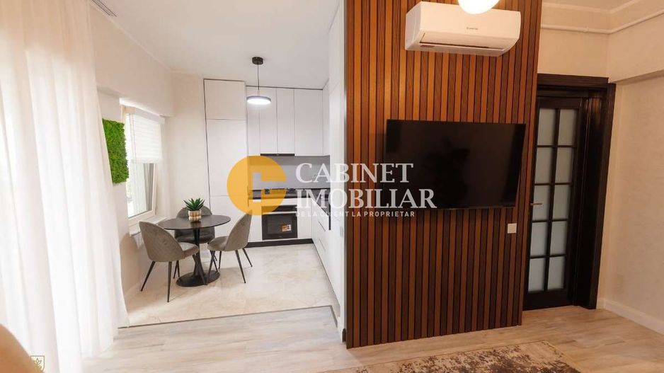 APARTAMENT 1 CAMERA SITUAT IN COPOU - Poză 3