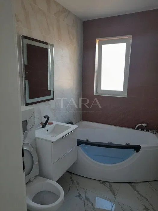 Apartament cu 3 camere in Floresti - Poză 6