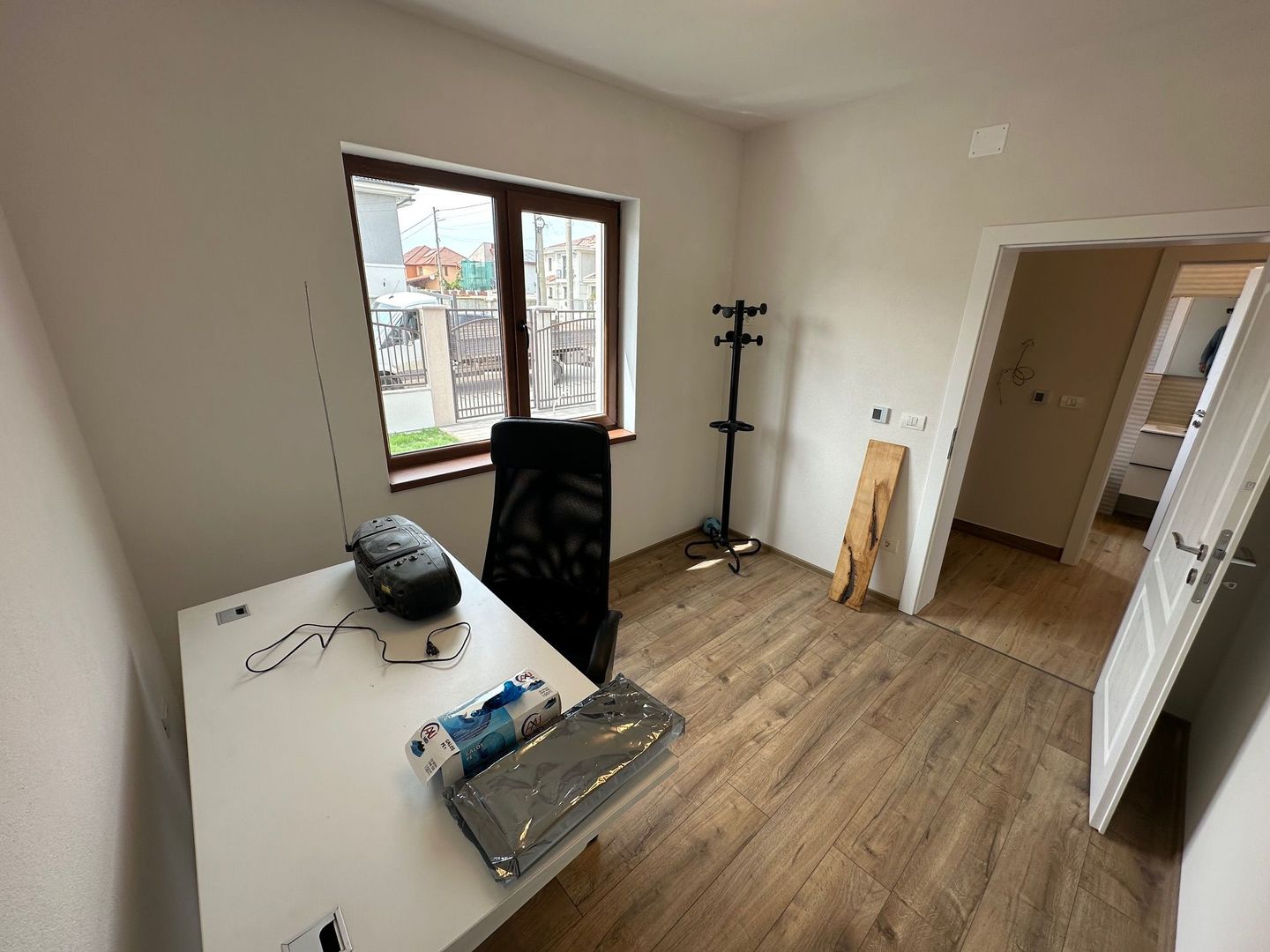 Duplex cu camera pe parter - Poză 15