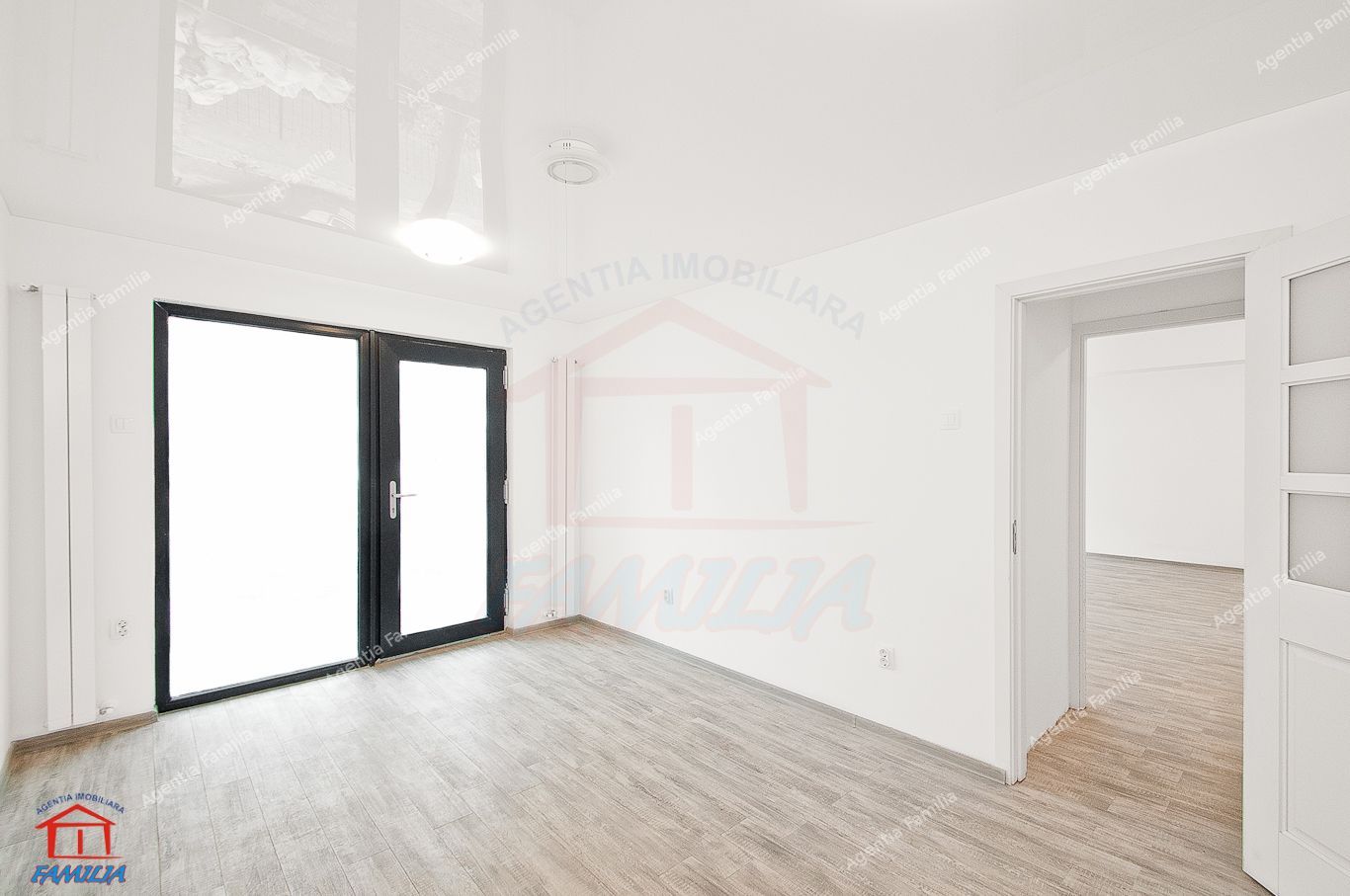 Vanzare spatiu comercial in Galati, str Gheroghe Doja, renovat - Poză 12