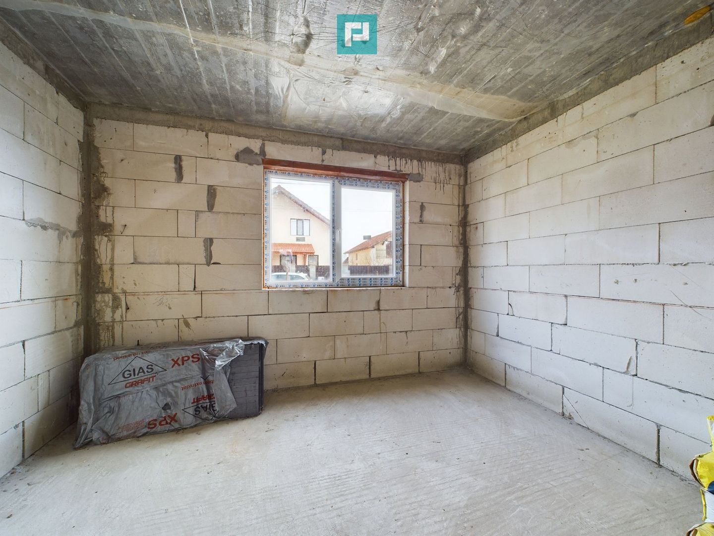 Casă în Izvin – 90 mp utili, curte 500 mp, la roșu - Poză 14