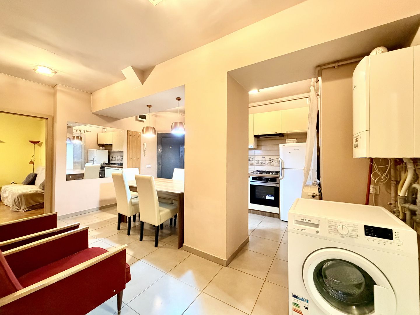 Apartament 3 camere,  vedere spre Iulius Mall - zona Circumvalațiunii - Poză 4