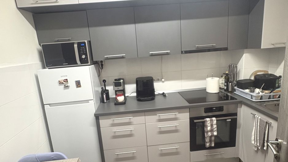 Apartament de închiriat, strada Republicii - Poză 4
