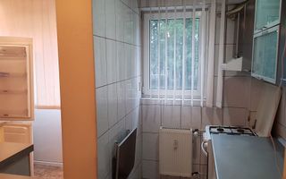 Garsonieră renovata, pet friendly, etaj 1, balcon, aproape metrou Titan - Poză 3