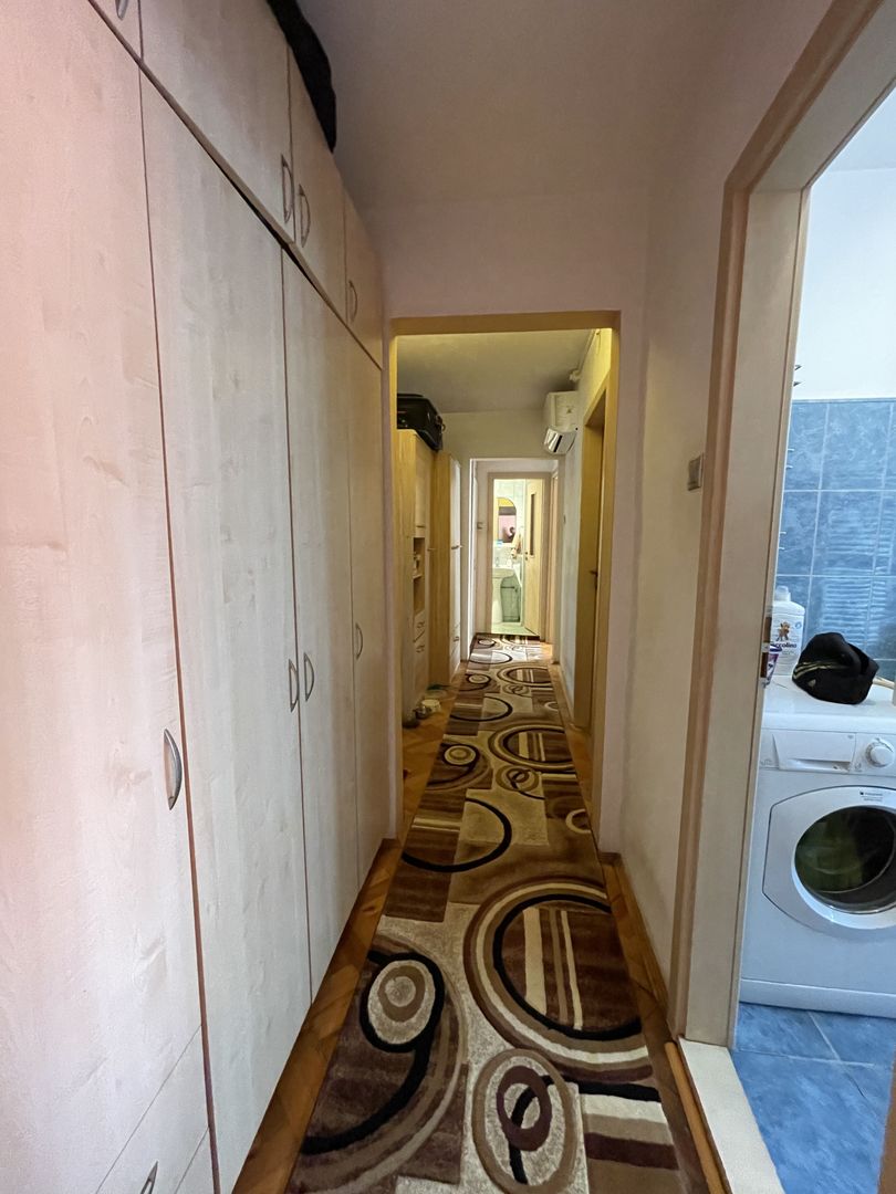 Apartament 4 camere, decomandat, zona excelenta, comison 0%. - Poză 11