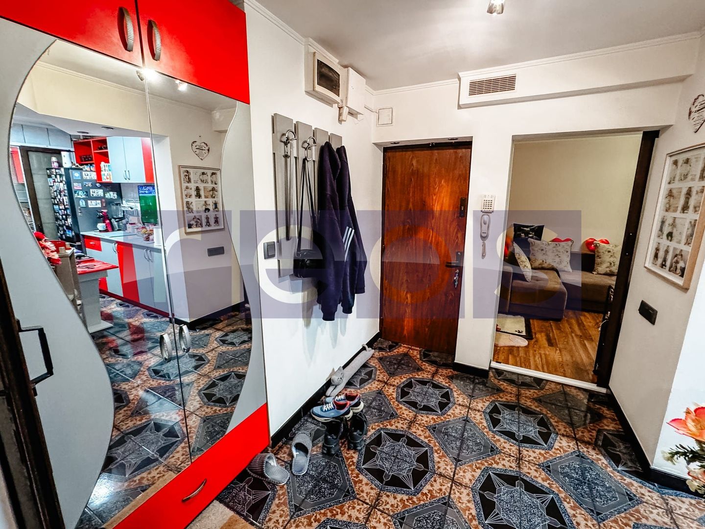 VANZ ARE 3 CAMERE ZONA FIZICIENILOR | BLOC ANVELOPAT | CENTRALA | - Poză 15