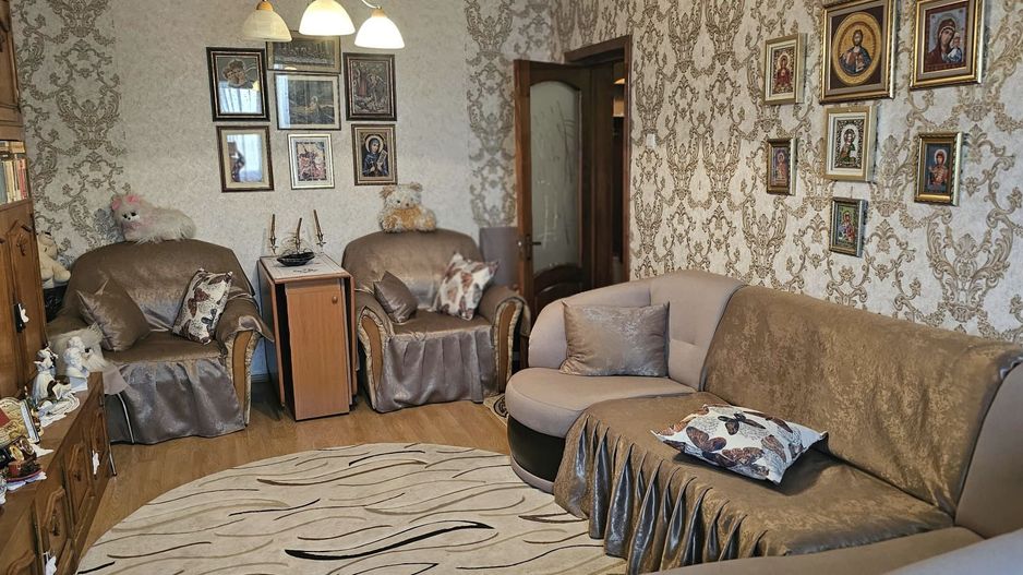 Apartament 2 camere de vanzare, IC Frimu, 57 mp, 2 balcoane, etaj 3/4 - Poză 3