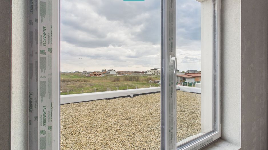 Duplex în Săcălaz despartit prin cameră tehnica - Poză 17