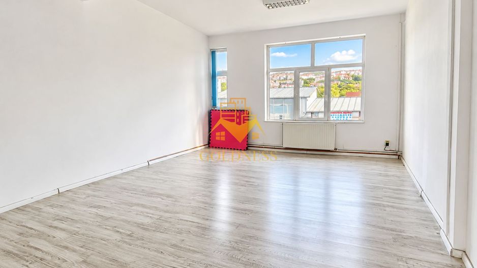 Spatiu comercial/ birouri, aprox. 200 mp, lângă METRO, BMW, Floresti - Poză 3