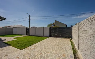 CASA TIPLA, Racordata! Cu un DORMITOR la PARTER ! Domnești! - Poză 23