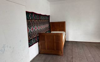 De vanzare casa, atelier fierarie, 4 anexe - 2507 mp in Manastirea Humorului - Poză 7