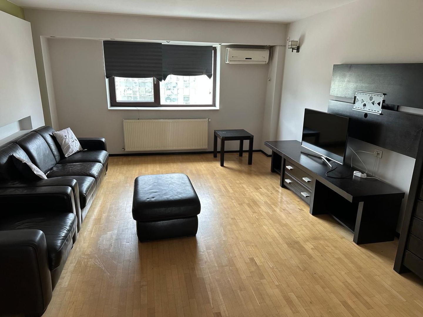 Inchiriere 3 camere termen scurt minim 1 luna , Centru -  Unirii, - Poză 1