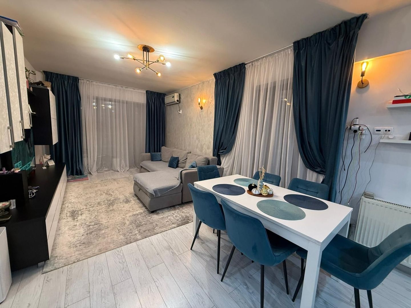 Apartament cu 3 camere, decomandat, zona Albert - Poză 1