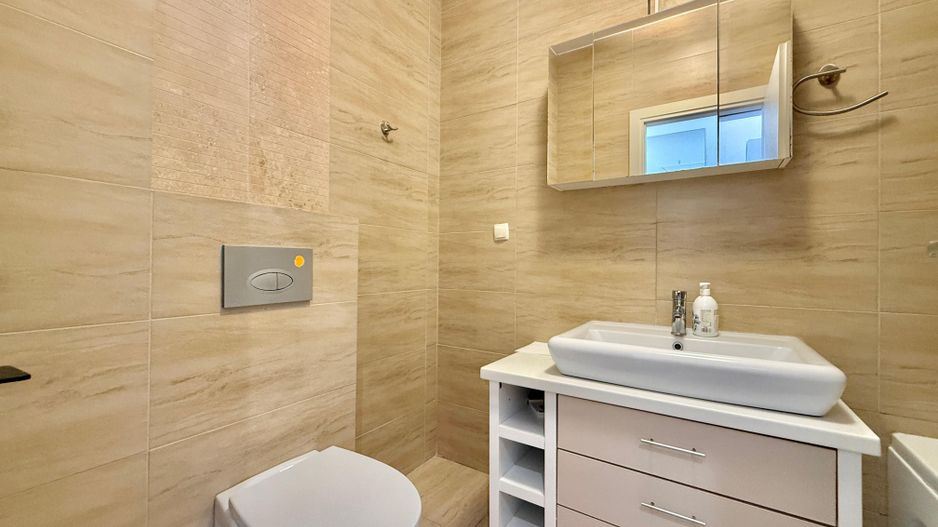 COSMOPOLIS - Apartament cu 3 camere, mobilat si utilat + 2 parcari - Poză 18